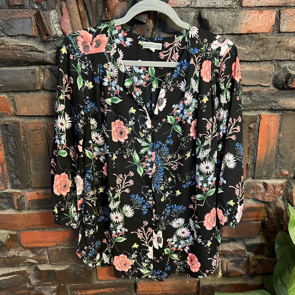 Floral Black Women's Blouse